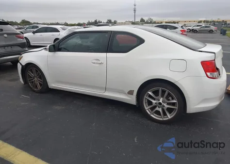 2011 Scion Tc из США, поврежденный, VIN JTKJF5C71B3014413